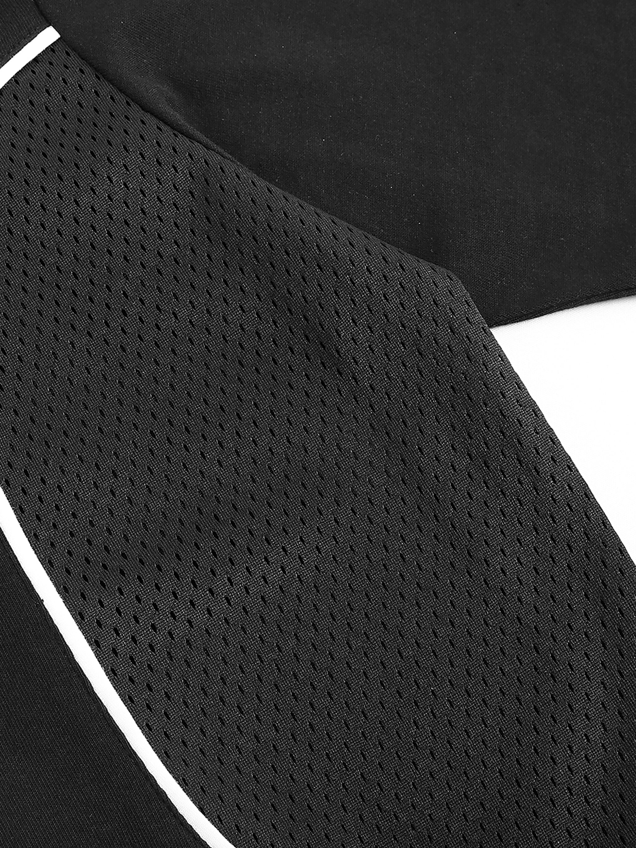 T-Shirt Wahran 26 - Contrast Piped Panel