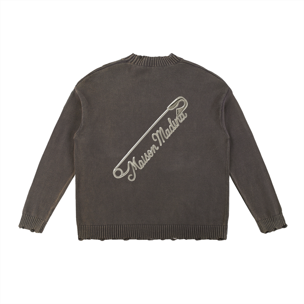 Pull Vintage Délavé à Bords Effilochés – Édition Épingle au Dos