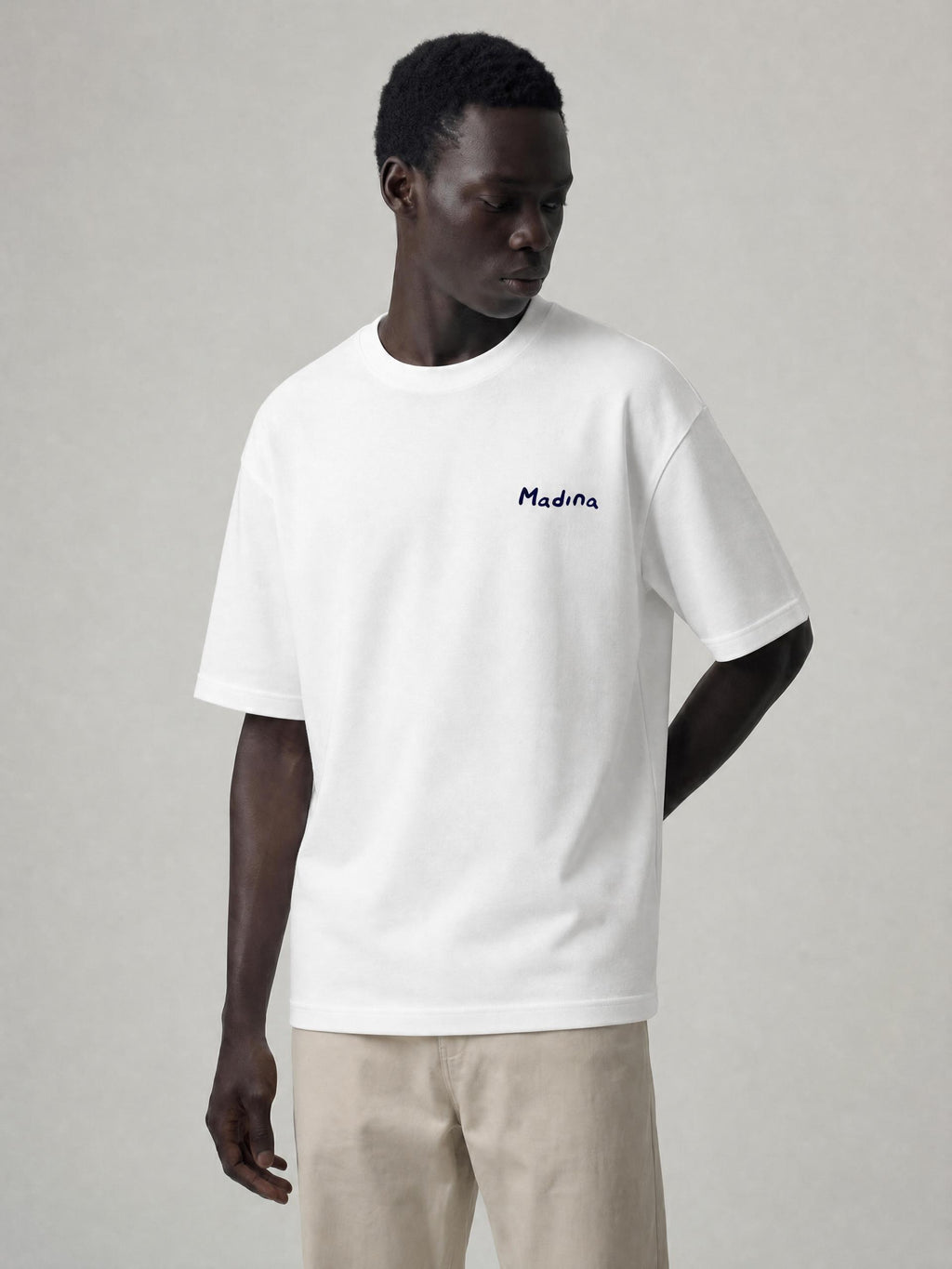 T-shirt Essential Logo blanc – vue produit 2