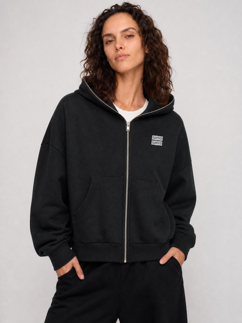 Hoodie oversize Safety Pin — vue produit 2 — Maison Madina