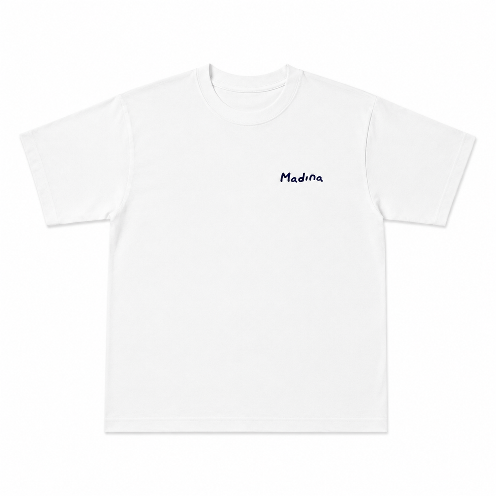 T-shirt Essential Logo blanc posé à plat — face